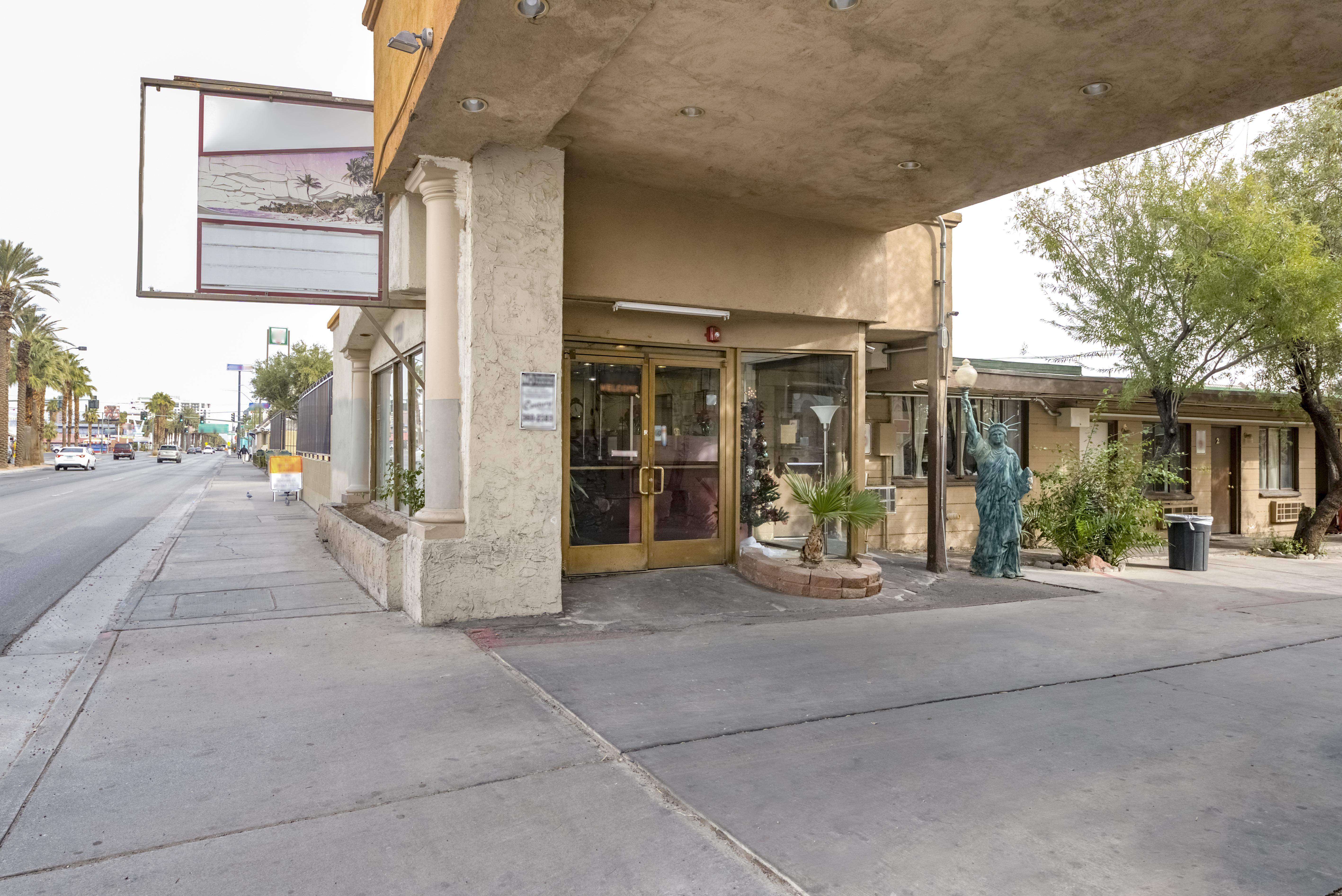 Oyo Oasis Motel Las Vegas I-15 المظهر الخارجي الصورة